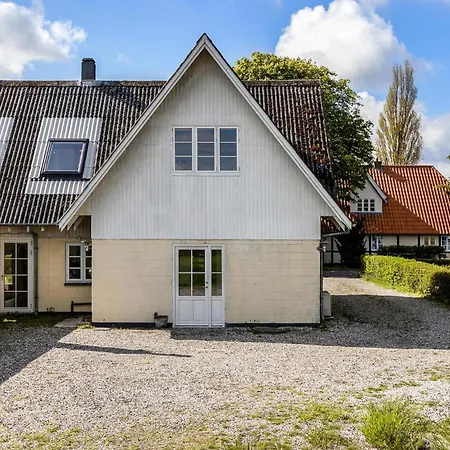 3 Bedroom Awesome In * Otterup