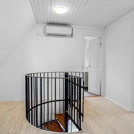3 Bedroom Awesome In Ferienhaus *